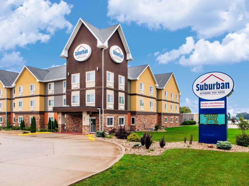 Suburban Studios シーダー・フォールズ エクステリア 写真
